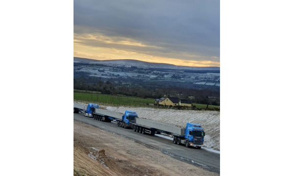 Whitten Road Haulage - 6 25m beams to Dungiven