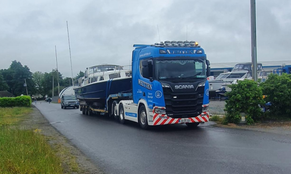 Whitten Road Haulage - 3.6m Wide Boat Galway to Banagher